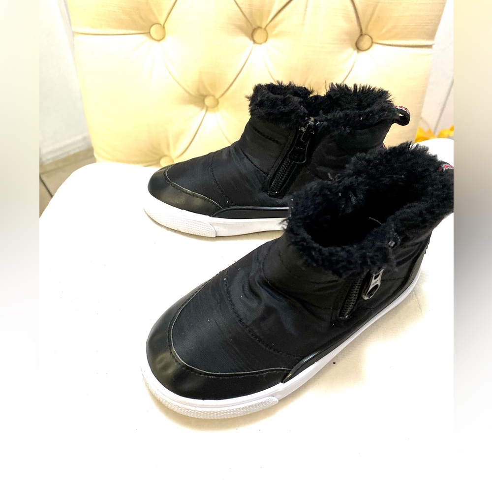 CAT & JACK Toddle Black Faux Fur lined Winter Boots with Zipper Sz 8 Kids Shoes